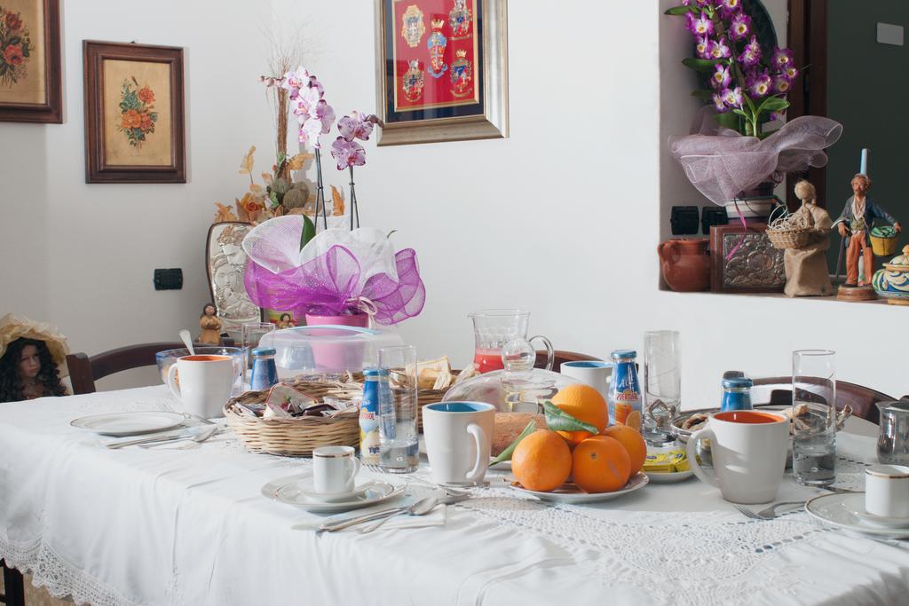 Il Vecchioliveto Di Ornella Bed & Breakfast Marrùbiu Cameră foto