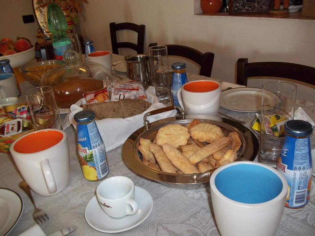 Il Vecchioliveto Di Ornella Bed & Breakfast Marrùbiu Cameră foto